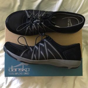 Dansko Honor Suede